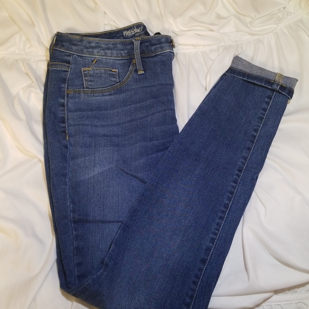 Curvy Denim Skinny Jeggings (w/o holes)